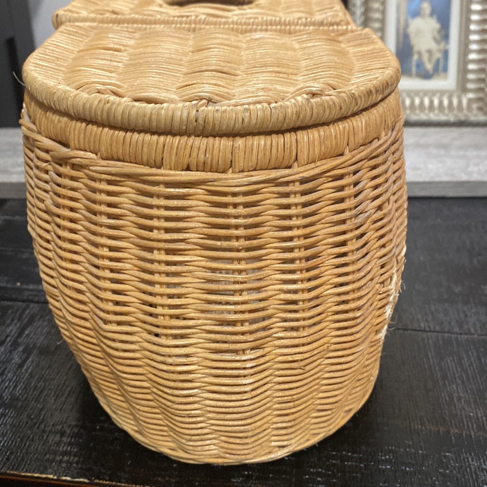 Woven Rattan Tissue Box & Toilet Paper Cover - Natural Tan! - Picture 5 of 7